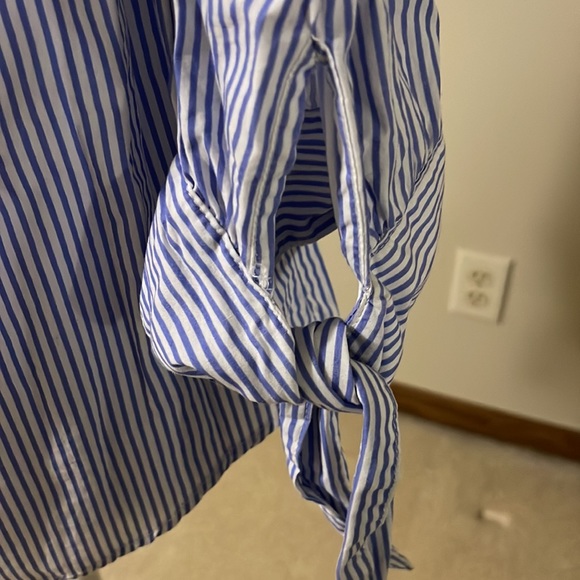 Charolette Russe off the shoulder blouse - Picture 3 of 4